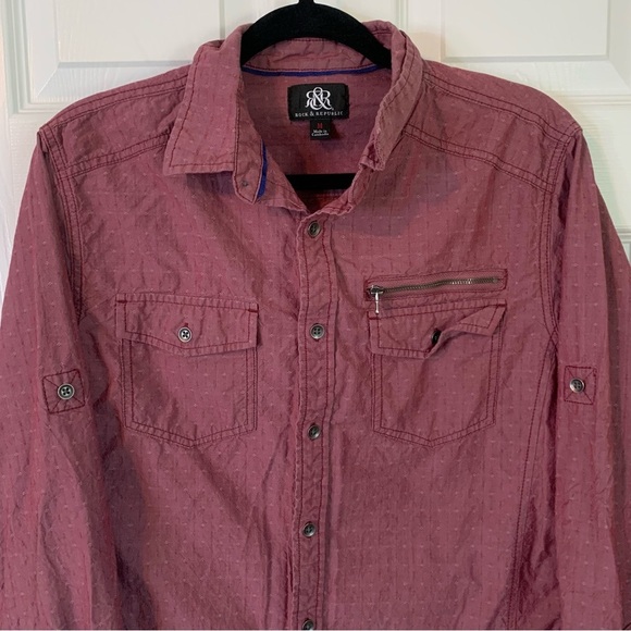 Rock & Republic Burgundy Textured Button Down Long Sleeve Shirt, size M - Picture 3 of 8
